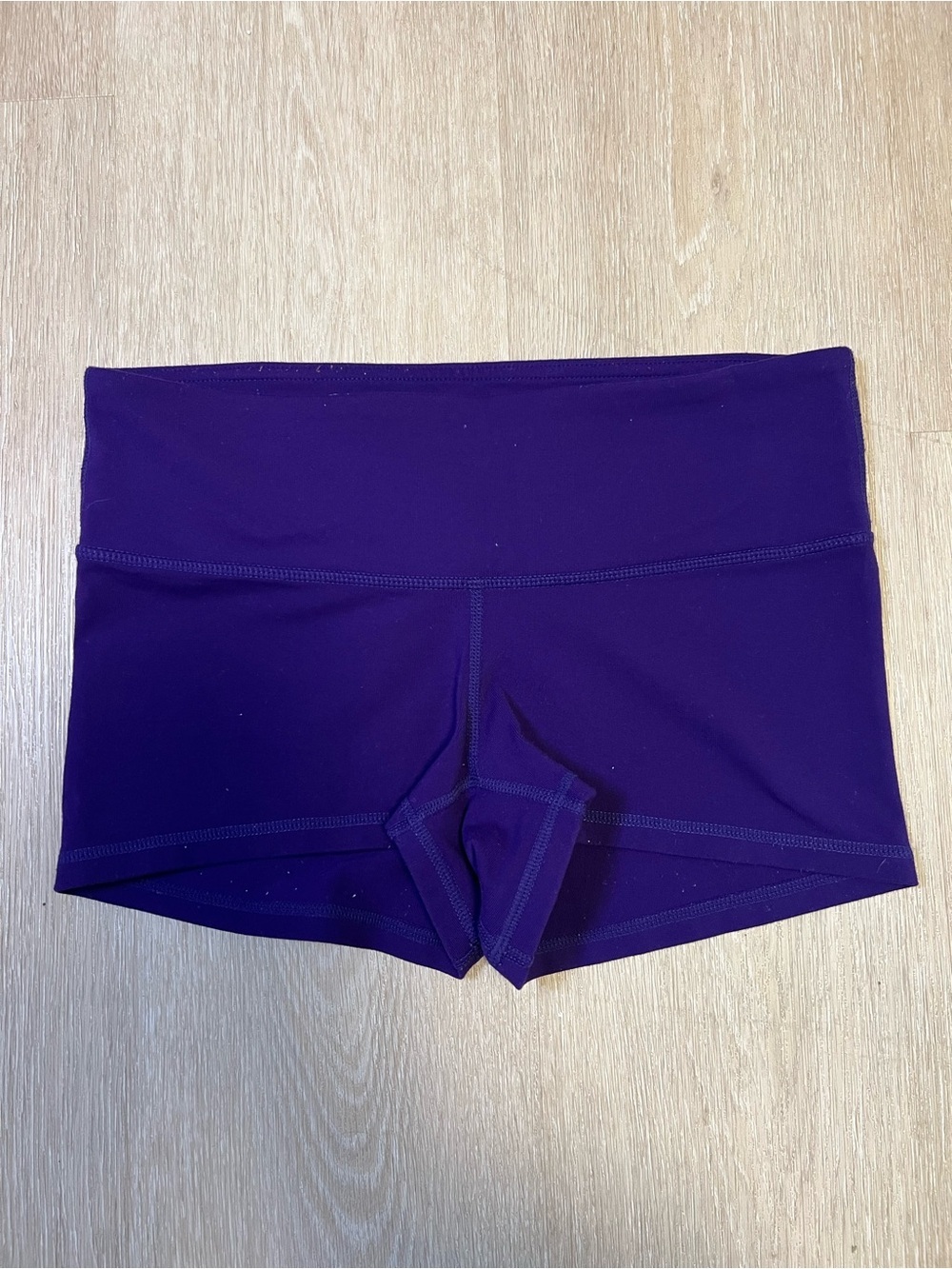 lululemon Deep Purple High-Rise Chic Women’s Size 6 Minimalist Bike Shorts